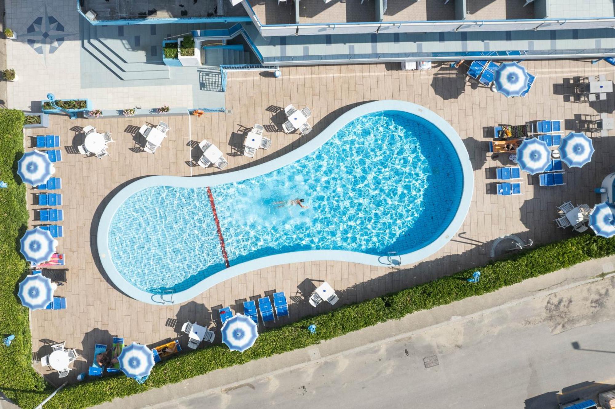 Hotel Concord Lido Di Savio Εξωτερικό φωτογραφία